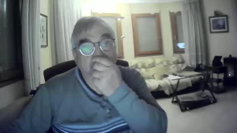 Snapshot of antonio2605 chatting on November 28, 12:46 am Antonio online show from November 28, 12:46 am