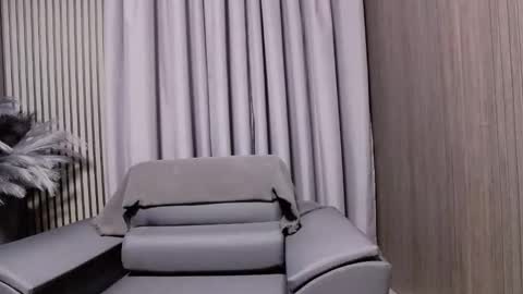 Snapshot of antoniovalentinidiamond chatting on October 14, 6:52 pm HI My name is Antonio online show from October 14, 6:52 pm