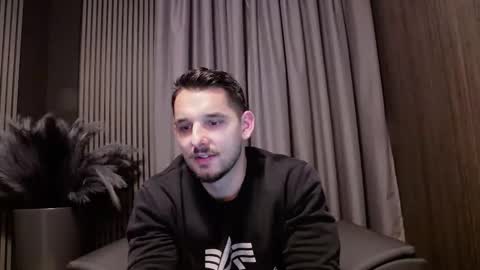 Snapshot of antoniovalentinidiamond chatting on November 1, 8:00 pm HI My name is Antonio online show from November 1, 8:00 pm