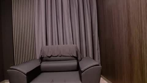 Snapshot of antoniovalentinidiamond chatting on November 8, 7:56 pm HI My name is Antonio online show from November 8, 7:56 pm