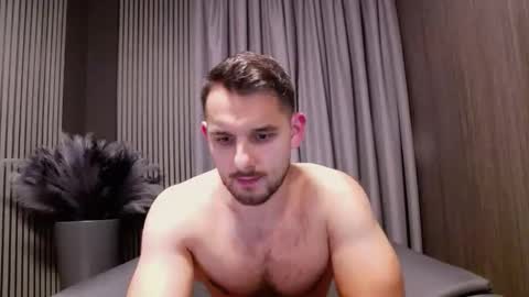 Snapshot of antoniovalentinidiamond chatting on November 19, 8:09 pm HI My name is Antonio online show from November 19, 8:09 pm