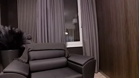 Snapshot of antoniovalentinidiamond chatting on November 21, 8:07 pm HI My name is Antonio online show from November 21, 8:07 pm