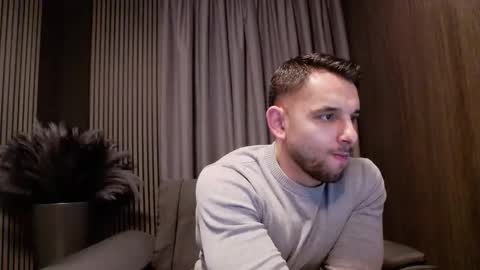 HI My name is Antonio online show from January 7, 8:00 pm