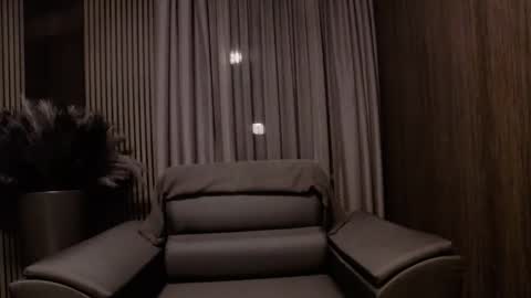 HI My name is Antonio online show from February 8, 7:39 pm