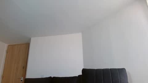 Snapshot of antonnella_x chatting on March 10, 8:45 pm antonnella online show from March 10, 8:45 pm