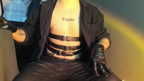 antonnello_ online show from October 9, 7:50 am