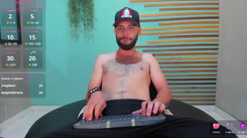 Juan Camilo online show from December 24, 9:33 pm
