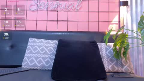 Snapshot of antony_bigdick_ chatting on April 25, 7:22 pm Juan Camilo online show from April 25, 7:22 pm