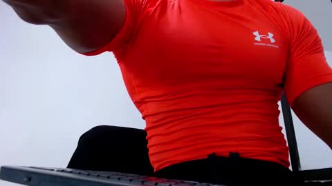 Snapshot of antonywebb94 chatting on March 15, 9:43 pm Instagram miguelangel1802 online show from March 15, 9:43 pm