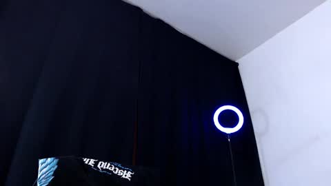 Snapshot of antonywebb94 chatting on March 22, 1:09 am Instagram miguelangel1802 online show from March 22, 1:09 am