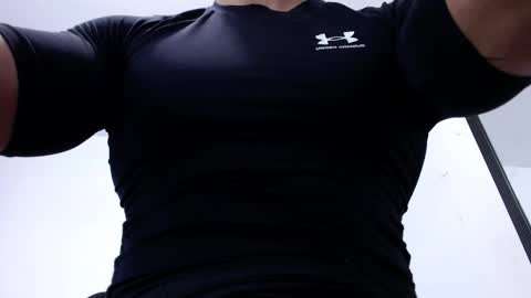 Snapshot of antonywebb94 chatting on March 23, 9:08 pm Instagram miguelangel1802 online show from March 23, 9:08 pm