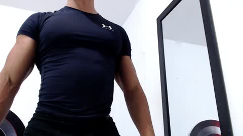 Snapshot of antonywebb94 chatting on March 31, 4:57 am Instagram miguelangel1802 online show from March 31, 4:57 am