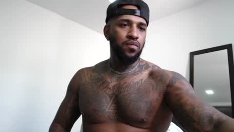 antwanblack11 online show from December 8, 8:04 pm