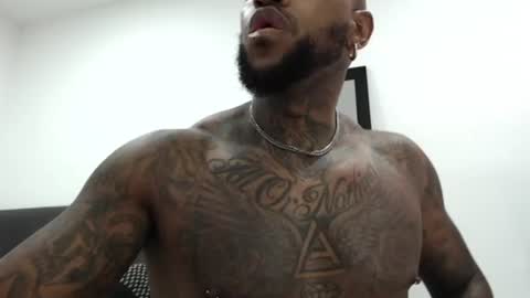 antwanblack11 online show from January 3, 3:27 am