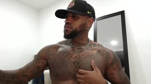 antwanblack11 online show from January 17, 5:00 am