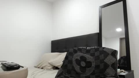 antwanblack11 online show from February 13, 12:35 am