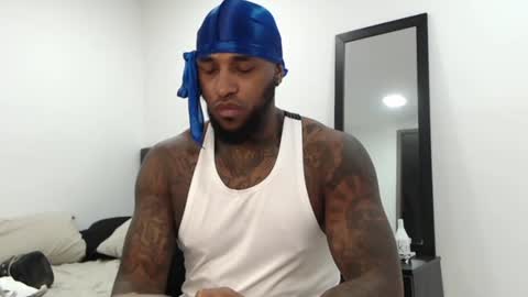 antwanblack11 online show from October 15, 6:19 pm