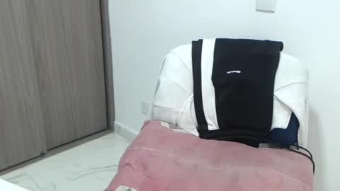 antwanblack11 online show from November 18, 11:15 pm