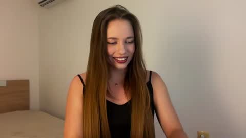 Snapshot of anuetta chatting on August 8, 6:43 pm Aneutta online show from August 8, 6:43 pm