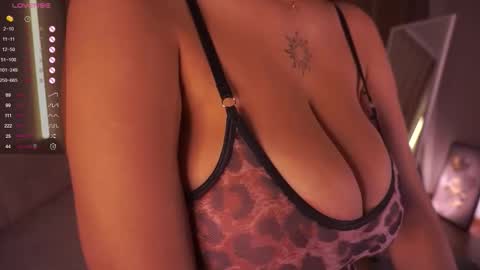  Sunday - start 0400 PM GMT -4 online show from September 26, 9:08 pm