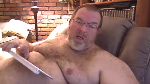 Snapshot of anvil1972 chatting on December 2, 2:41 pm anvil1972 online show from December 2, 2:41 pm