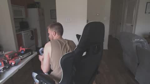 anxietyv1 online show from April 3, 5:00 pm