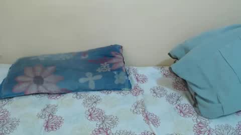 Snapshot of anya_h chatting on March 5, 10:55 am Gracious online show from March 5, 10:55 am