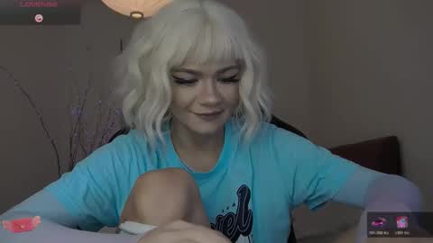 Snapshot of anykitty chatting on November 26, 10:27 am Anykitty online show from November 26, 10:27 am