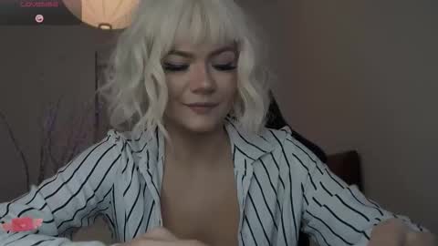 Snapshot of anykitty chatting on November 28, 9:23 am Anykitty online show from November 28, 9:23 am