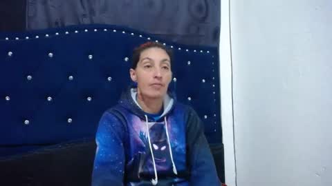 Snapshot of anyu_1306 chatting on December 19, 8:13 am anyu online show from December 19, 8:13 am