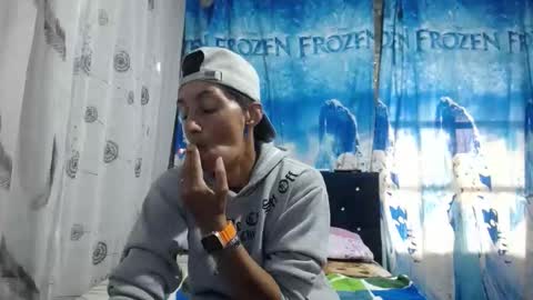 Snapshot of anyu_1306 chatting on March 2, 6:48 pm anyu online show from March 2, 6:48 pm