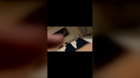 Snapshot of apachewithawebcam chatting on January 12, 9:36 am ApacheWithWebcam online show from January 12, 9:36 am