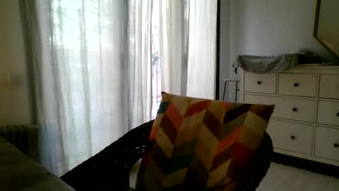 Snapshot of apc_3 chatting on December 18, 9:04 am apc_3 online show from December 18, 9:04 am