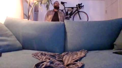 Snapshot of apc_3 chatting on March 11, 5:35 pm apc_3 online show from March 11, 5:35 pm