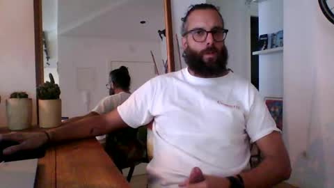 Snapshot of apc_3 chatting on November 19, 12:05 pm apc_3 online show from November 19, 12:05 pm