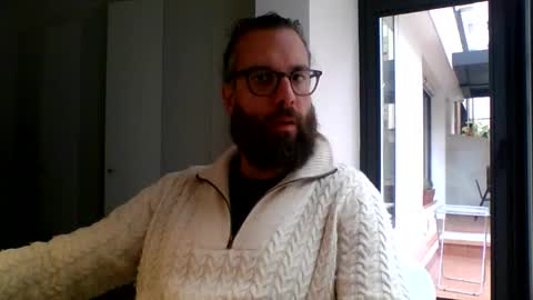 Snapshot of apc_3 chatting on March 4, 8:53 am apc_3 online show from March 4, 8:53 am