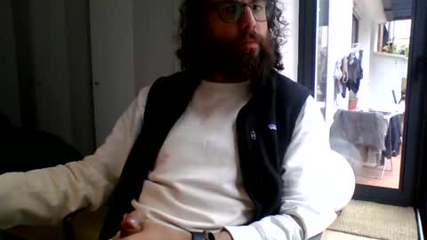 Snapshot of apc_3 chatting on March 12, 9:26 am apc_3 online show from March 12, 9:26 am