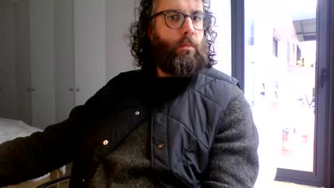 Snapshot of apc_3 chatting on March 18, 9:23 am apc_3 online show from March 18, 9:23 am