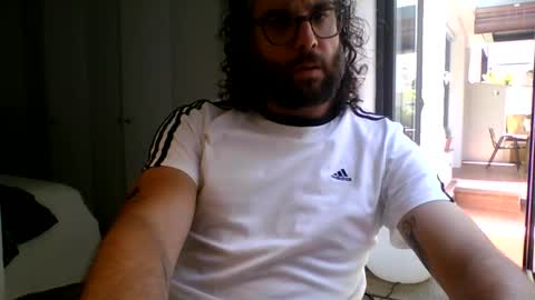 Snapshot of apc_3 chatting on May 21, 8:54 am apc_3 online show from May 21, 8:54 am