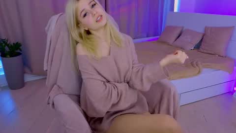 ApheliaStar online show from March 27, 3:56 pm