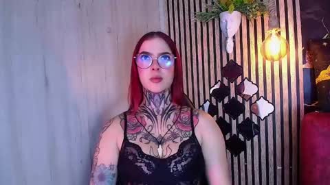 Snapshot of aphrodite__bloom chatting on May 15, 8:49 pm aphrodite__bloom online show from May 15, 8:49 pm