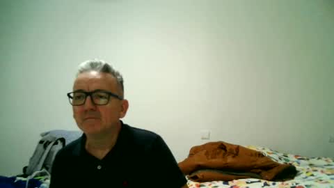 furry bear online show from December 31, 7:29 pm