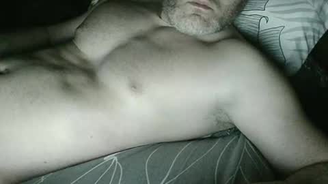 Snapshot of apluslickin chatting on December 6, 11:33 am Aplusickin online show from December 6, 11:33 am