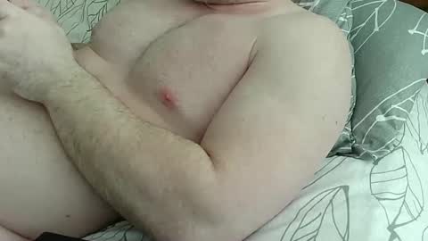 Snapshot of apluslickin chatting on February 5, 3:09 pm Aplusickin online show from February 5, 3:09 pm