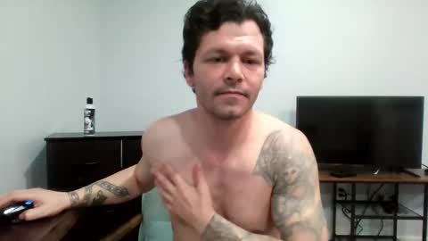 Snapshot of apocalypse_cream chatting on February 25, 1:21 pm apocalypse_cream online show from February 25, 1:21 pm