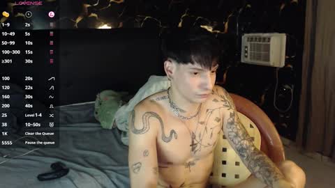 Snapshot of apolo01_ chatting on January 17, 11:08 pm Apolo online show from January 17, 11:08 pm