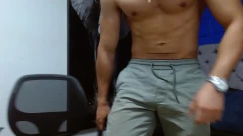 Snapshot of apolo_klein1 chatting on March 7, 6:46 am Apolo online show from March 7, 6:46 am