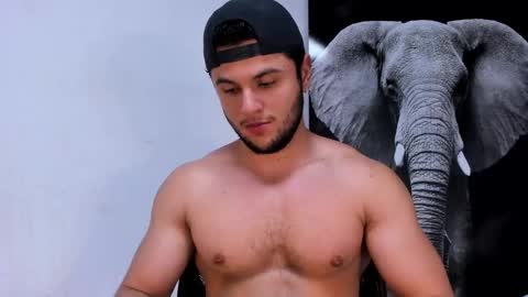 Snapshot of apolo_klein1 chatting on September 25, 8:29 am Apolo online show from September 25, 8:29 am