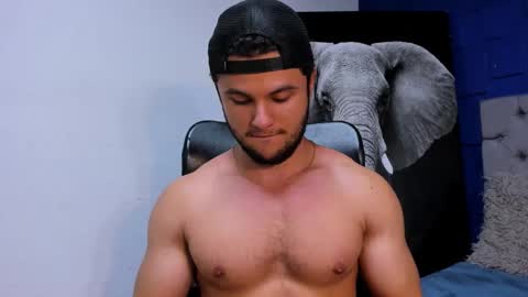 Snapshot of apolo_klein1 chatting on October 3, 6:54 am Apolo online show from October 3, 6:54 am