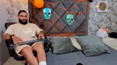 Apolo online show from October 16, 9:05 pm